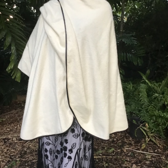 Vintage cashmere shawl from Colombo - Picture 7 of 8